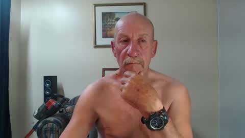 Lovesblackazz online show from May 6, 4:52 am