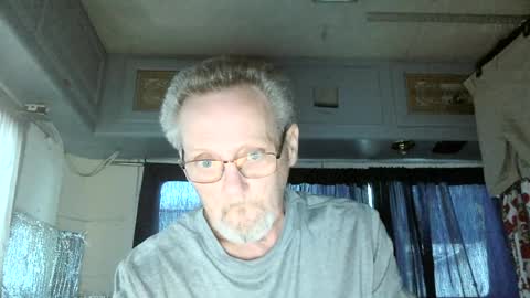 just here to have fun and cum online show from June 27, 10:31 am