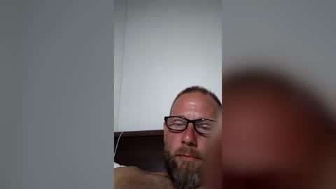 loveshead07 online show from June 19, 1:32 am