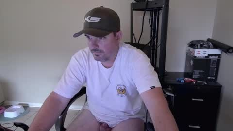 Snapshot of lovetofps chatting on March 12, 12:50 am Love2Game online show from March 12, 12:50 am