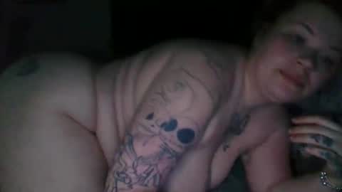 Snapshot of lovetubes101 chatting on February 15, 8:57 am lovetubes101 online show from February 15, 8:57 am