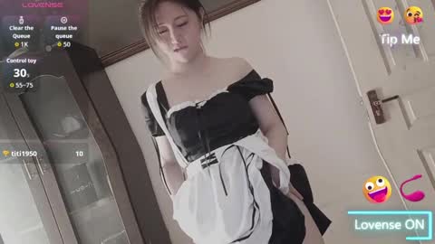 Lisa online show from March 28, 4:28 pm