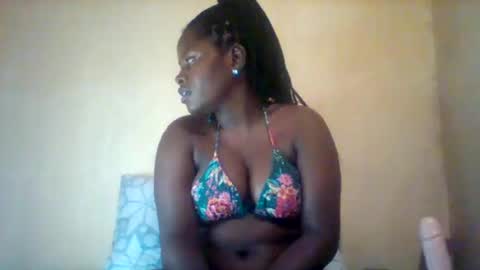 Snapshot of loviett chatting on April 6, 5:08 am loviett online show from April 6, 5:08 am