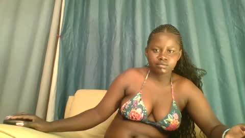 Snapshot of loviett chatting on June 15, 4:04 am loviett online show from June 15, 4:04 am