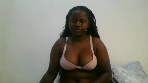 Snapshot of loviett chatting on June 29, 8:09 am loviett online show from June 29, 8:09 am