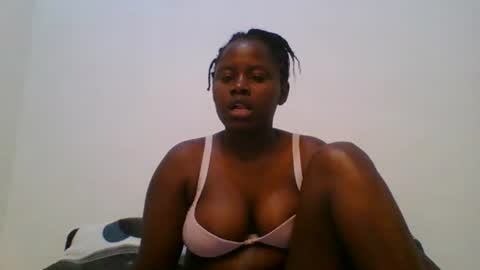 Snapshot of loviett chatting on July 30, 7:02 pm loviett online show from July 30, 7:02 pm