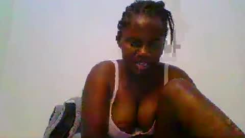Snapshot of loviett chatting on August 1, 3:11 pm loviett online show from August 1, 3:11 pm