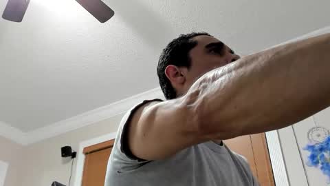 Snapshot of loving_bbw chatting on February 18, 11:22 pm DarkGhost online show from February 18, 11:22 pm