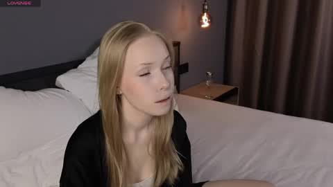Diane online show from May 27, 9:12 pm