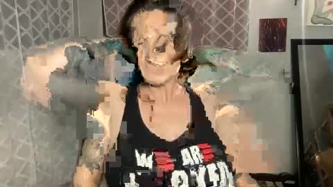 Snapshot of loxlust chatting on January 18, 6:34 am Lox online show from January 18, 6:34 am