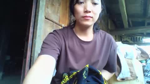 Snapshot of lsmbaby chatting on April 21, 3:24 am lsmbaby online show from April 21, 3:24 am