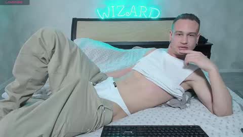 Lstfl wizard online show from April 16, 2:18 pm