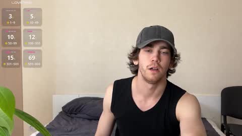 Luca S online show from October 15, 10:37 am