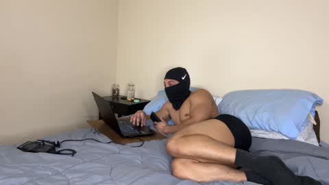 lucaafterdark online show from February 20, 6:37 am