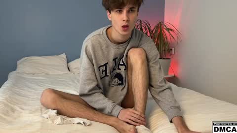 lucacharm online show from May 26, 8:32 am