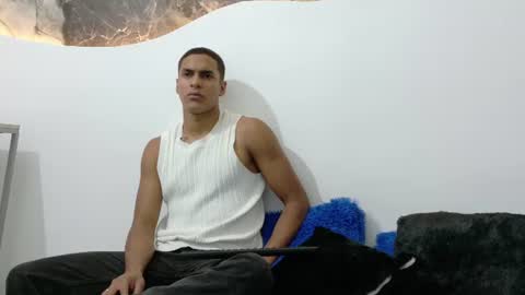 lucas021_ online show from June 25, 11:04 am