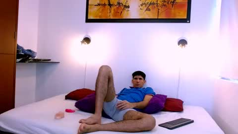 Snapshot of lucas_dream chatting on June 16, 11:35 am lucas_dream online show from June 16, 11:35 am