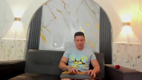 Lucas  Simone online show from June 7, 11:14 am