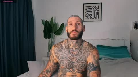 lucasexclusive online show from June 25, 5:34 am
