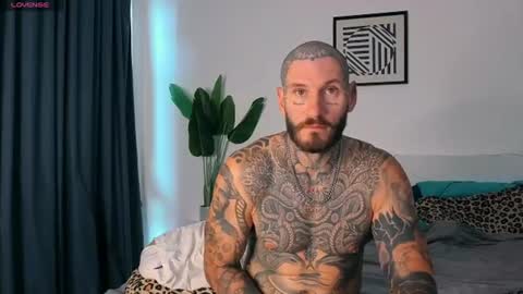 lucasexclusive online show from July 3, 5:25 am