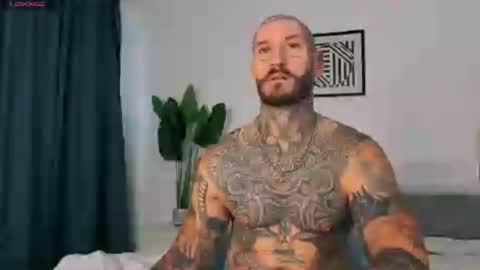 lucasexclusive online show from July 11, 3:20 am