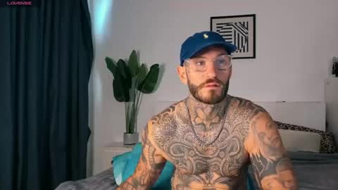 lucasexclusive online show from July 26, 5:59 am
