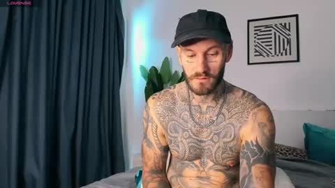 lucasexclusive online show from July 28, 5:03 am