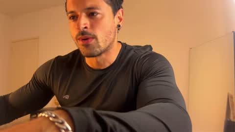 lucasfit24 online show from June 25, 1:05 am