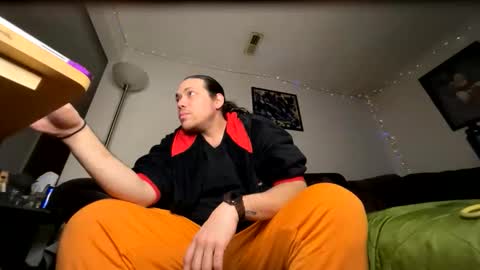 Snapshot of lucasgalactic69 chatting on February 8, 6:50 am Lucas Cifrady online show from February 8, 6:50 am