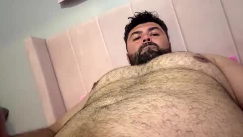 Snapshot of lucasmagana85 chatting on April 6, 2:53 am lucasmagana85 online show from April 6, 2:53 am