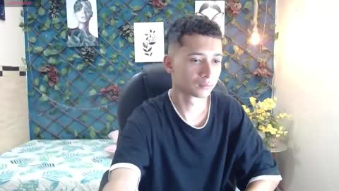 Snapshot of lucasssmith11 chatting on May 9, 8:25 pm LucassSmith11 online show from May 9, 8:25 pm