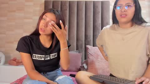 Luciana Ramirez  Sofia Collins online show from February 7, 4:03 pm