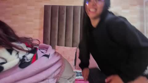 Luciana Ramirez  Sofia Collins online show from February 9, 9:05 am