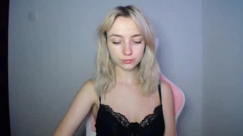 Snapshot of luciacam20 chatting on July 12, 6:32 pm Lucy online show from July 12, 6:32 pm