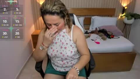 Luciana online show from June 26, 12:20 pm