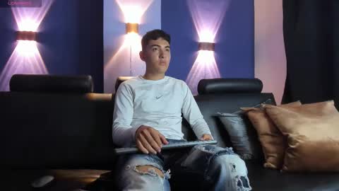 Luciano online show from March 4, 3:34 am