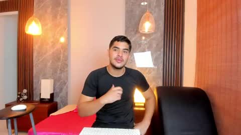 Luciano online show from June 2, 1:13 pm
