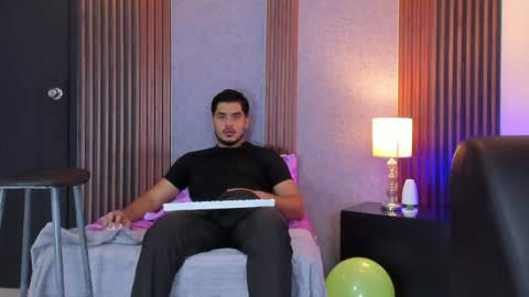 Luciano online show from July 6, 12:24 pm