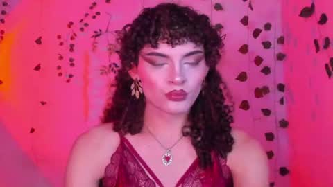 Lucy or Lucian 3 Come to my social Links3   online show from June 19, 9:13 am