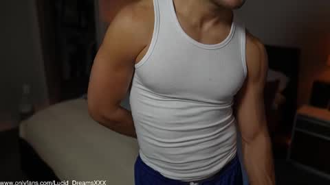 Snapshot of lucid_dreamsxxx chatting on March 18, 10:13 pm Lucid Lu online show from March 18, 10:13 pm