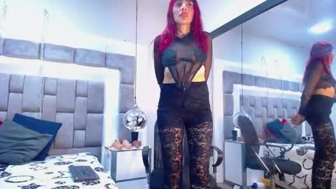 Lucie Red online show from June 7, 7:50 pm