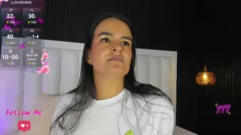Snapshot of luciemillerr chatting on July 17, 7:08 pm lucie online show from July 17, 7:08 pm