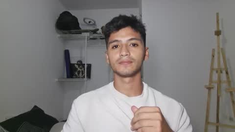 leonel online show from February 25, 1:15 am