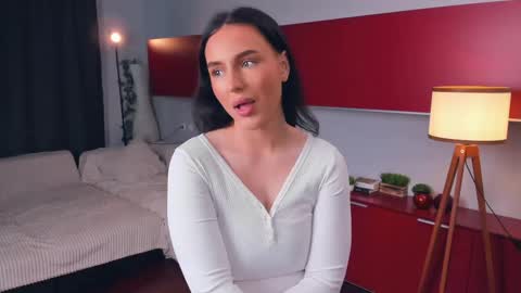 Lucila online show from May 25, 7:14 am