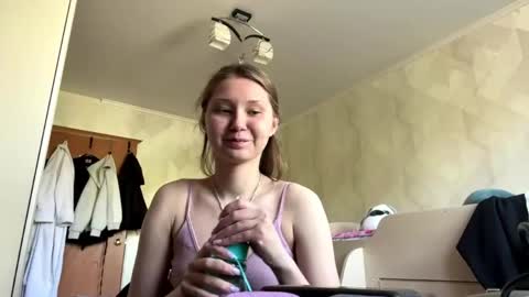 Maya online show from April 28, 6:18 am