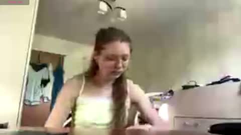 Maya online show from July 10, 7:12 am