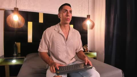 Lucio online show from April 4, 12:13 pm