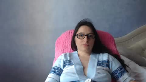 luckylinda23 online show from May 25, 9:26 am