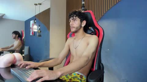 Snapshot of luckysamer chatting on March 4, 7:09 pm LuckySame online show from March 4, 7:09 pm