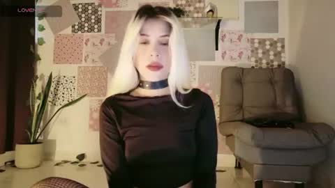 luckysapphire777 online show from July 6, 4:53 pm